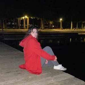 Meet your Posher, Danika